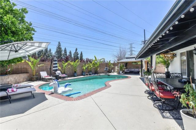 9728 Rhea, Northridge, CA 91324