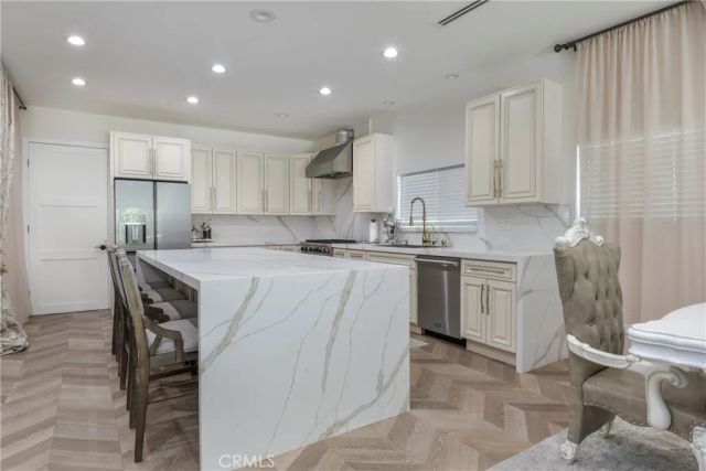 9728 Rhea, Northridge, CA 91324