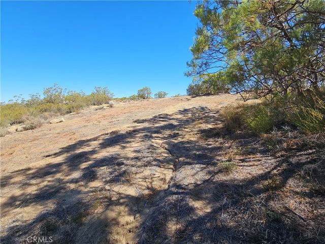 717 Arroyo Way, Aguanga, CA 92536