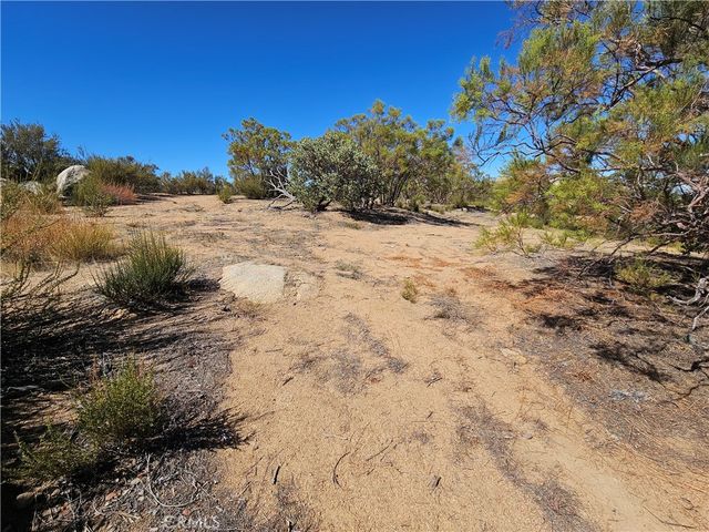 717 Arroyo Way, Aguanga, CA 92536