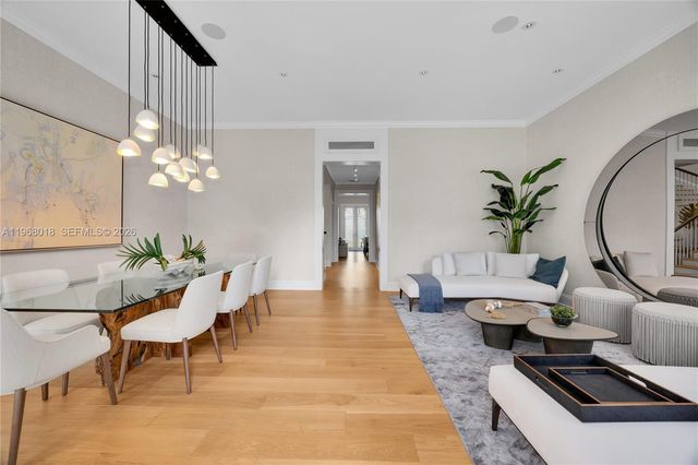 639 Almeria Ave, Coral Gables, FL 33134