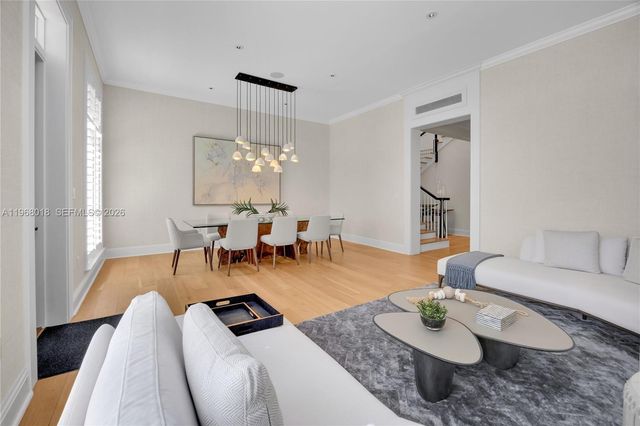 639 Almeria Ave, Coral Gables, FL 33134