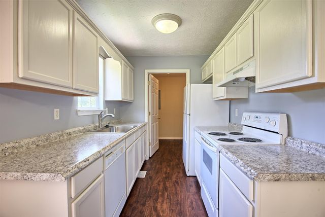 7102 Bahne Rd, Fairview, TN 37062