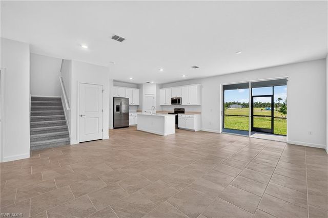 28067 Moonstar CT, Punta Gorda, FL 33955