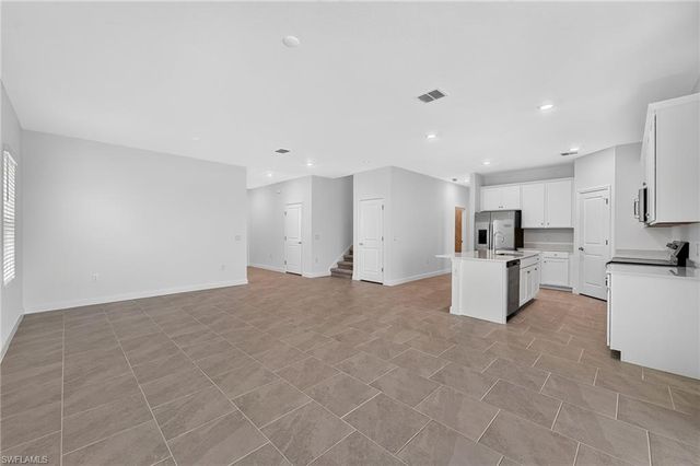 28067 Moonstar CT, Punta Gorda, FL 33955