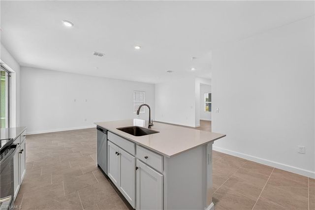 28067 Moonstar CT, Punta Gorda, FL 33955