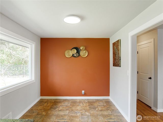 2802 S 304th Street, Federal Way, WA 98003