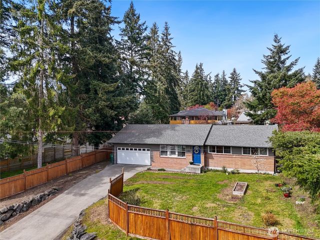 2802 S 304th Street, Federal Way, WA 98003