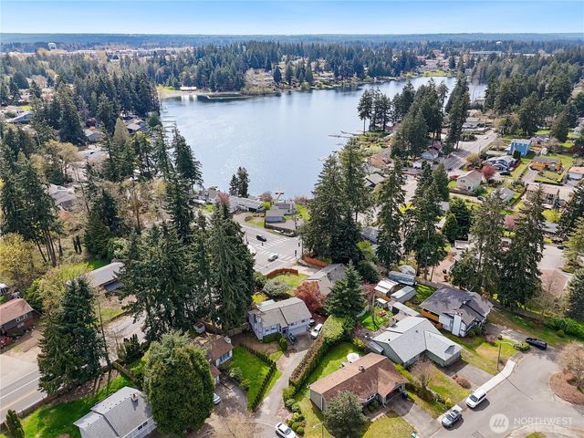 2802 S 304th Street, Federal Way, WA 98003