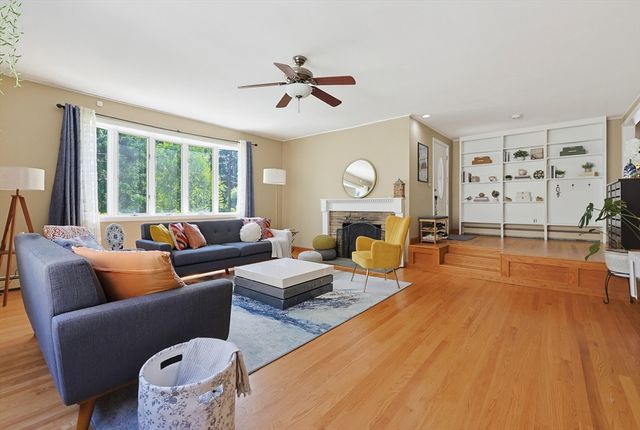 17 Metropolitan Ave, Ashland, MA 01721