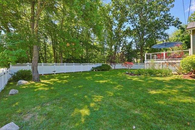17 Metropolitan Ave, Ashland, MA 01721