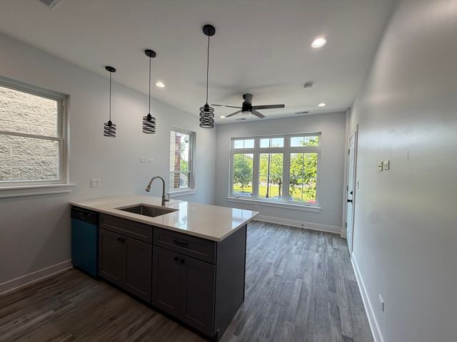 2849 W Monroe Street, Chicago, IL 60612