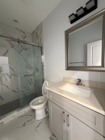 2849 W Monroe Street, Chicago, IL 60612