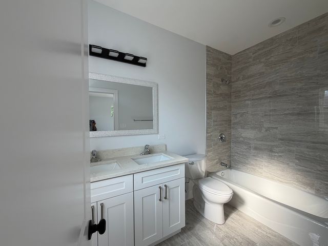 2849 W Monroe Street, Chicago, IL 60612