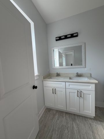 2849 W Monroe Street, Chicago, IL 60612
