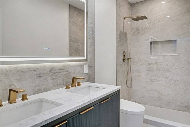 181 Maverick Street 3, Boston, MA 02128