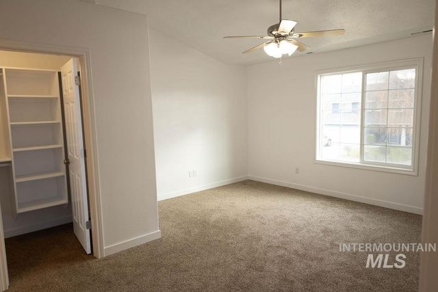 4328 E Vineyard, Nampa, ID 83686