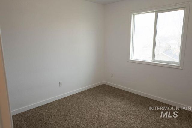 4328 E Vineyard, Nampa, ID 83686