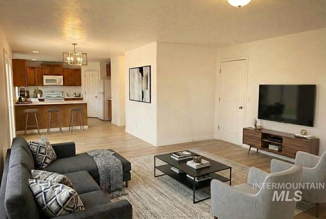 4328 E Vineyard, Nampa, ID 83686