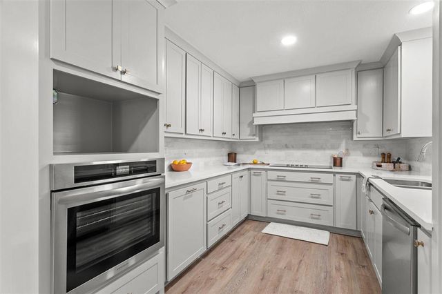 1111 Jefferson Drive, Lake Charles, LA 70605