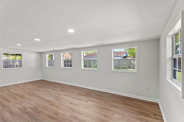 1111 Jefferson Drive, Lake Charles, LA 70605