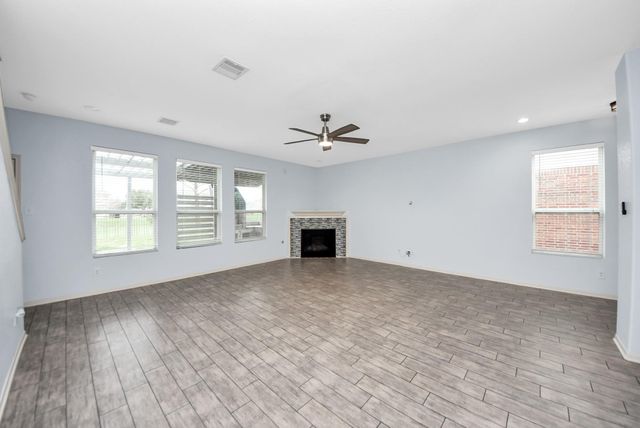 8802 Leadore Drive, Houston, TX 77040