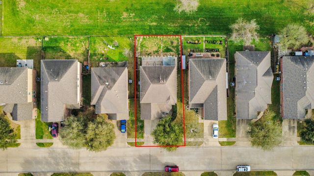 8802 Leadore Drive, Houston, TX 77040