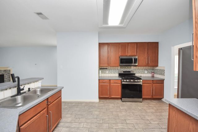 8802 Leadore Drive, Houston, TX 77040