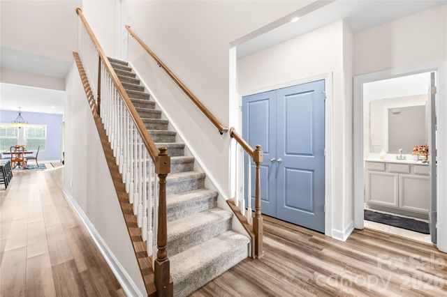 5098 Turtle Creek Drive, Denver, NC 28037