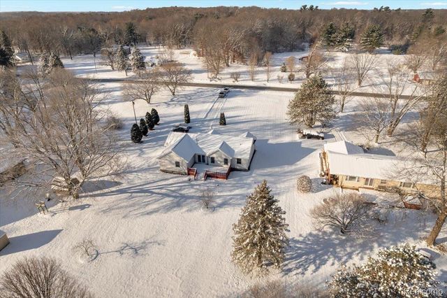 9128 N Linden Road, Clio, MI 48420