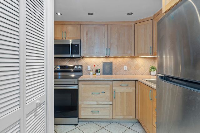 1535 SE 15th Street 206, Fort Lauderdale, FL 33316