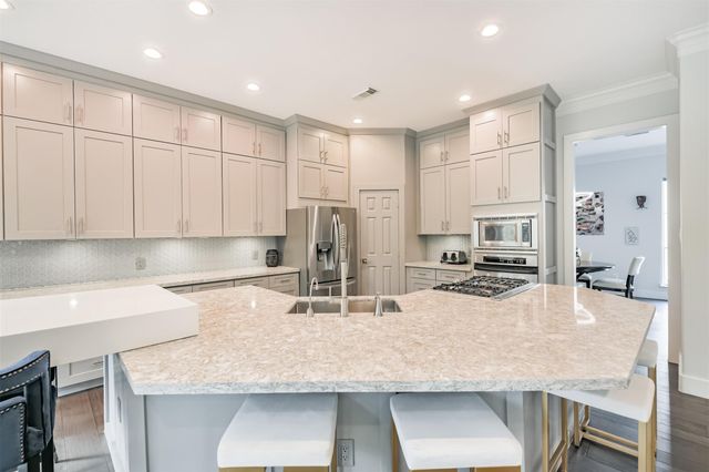 12636 Briar Patch Road, Houston, TX 77077