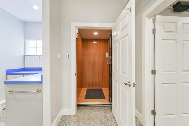 12636 Briar Patch Road, Houston, TX 77077