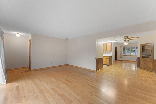 557 Cheri Lane NE, Fridley, MN 55421