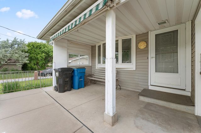 557 Cheri Lane NE, Fridley, MN 55421