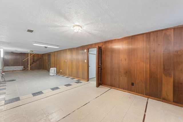 557 Cheri Lane NE, Fridley, MN 55421