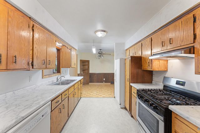 557 Cheri Lane NE, Fridley, MN 55421