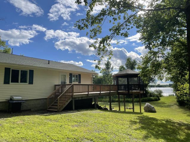 44138 Maple Lane, Harris, MN 55032