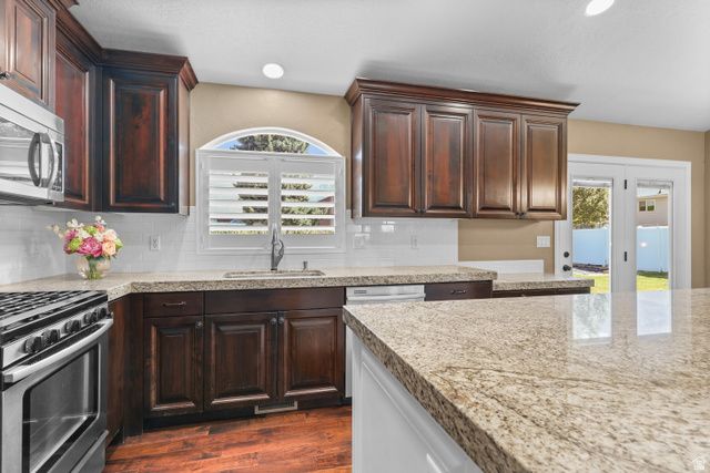 610 E 2300 N, North Ogden, UT 84414
