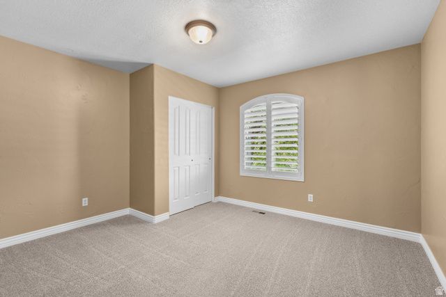 610 E 2300 N, North Ogden, UT 84414