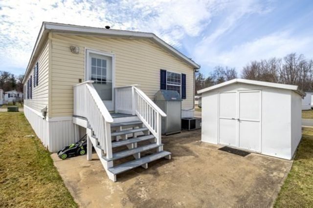 556 Central Street 141, Leominster, MA 01453