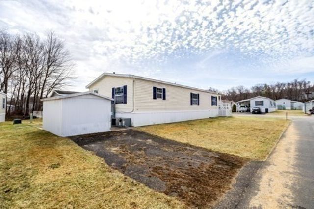 556 Central Street 141, Leominster, MA 01453