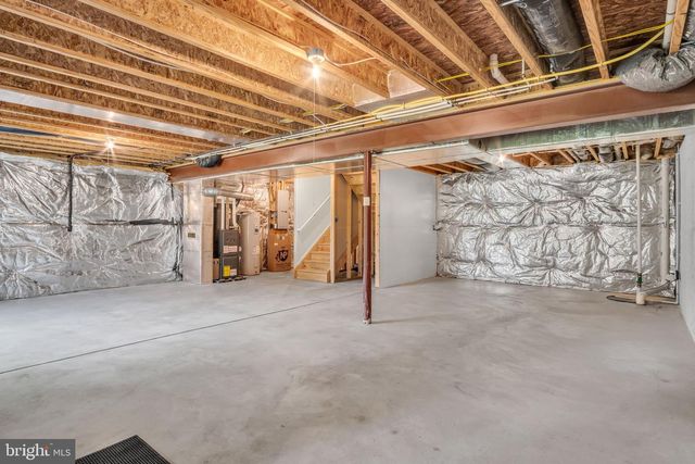 24 CREST VIEW, Carlisle, PA 17013