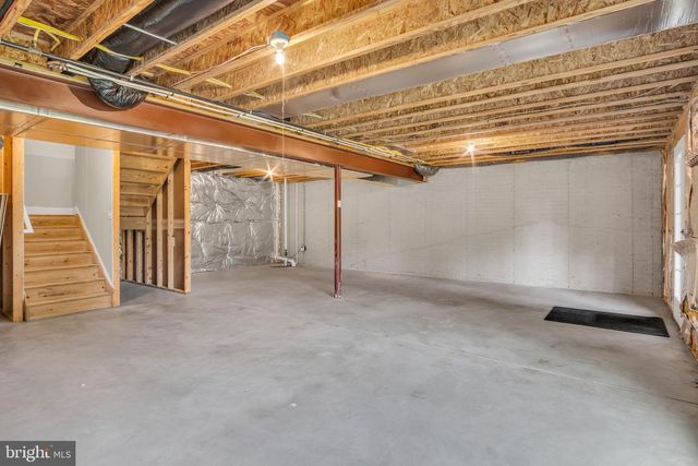 24 CREST VIEW, Carlisle, PA 17013