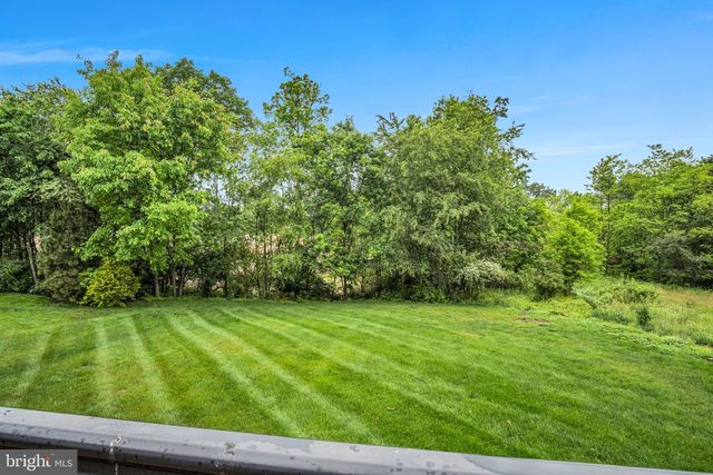 24 CREST VIEW, Carlisle, PA 17013