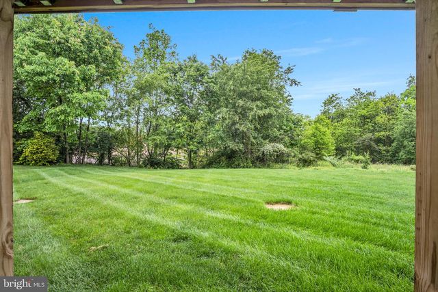 24 CREST VIEW, Carlisle, PA 17013