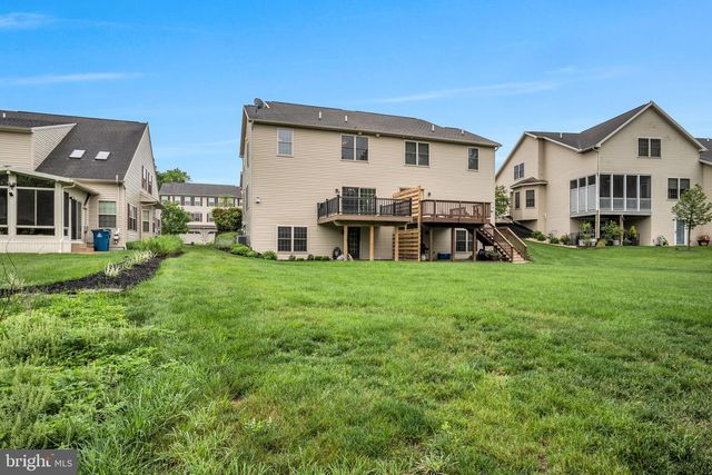 24 CREST VIEW, Carlisle, PA 17013