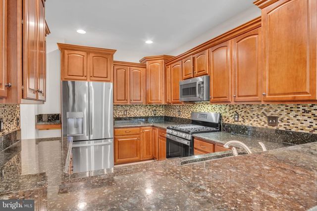 24 CREST VIEW, Carlisle, PA 17013
