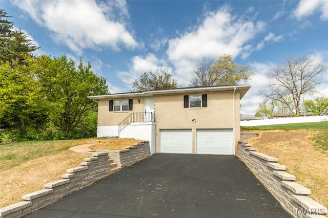 11565 Mehl Avenue, Florissant, MO 63033