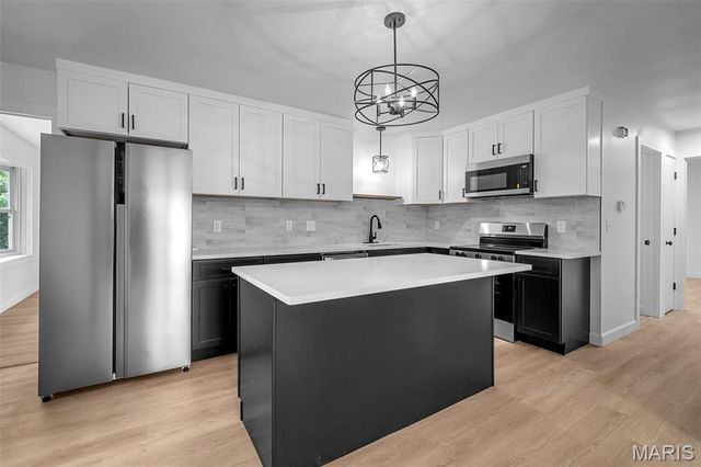 11565 Mehl Avenue, Florissant, MO 63033